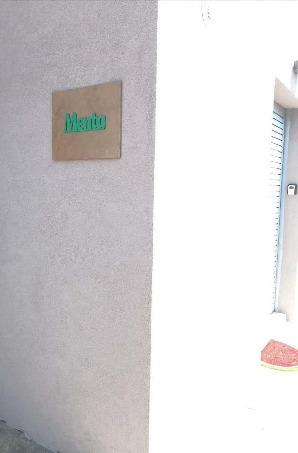 Menta Apartment Nea Iraklitsa Dış mekan fotoğraf